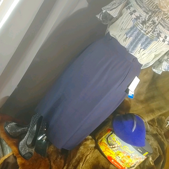 J.H. Collectibles Dresses & Skirts - J.H. Collectibles Navy fully Lined Skirt
